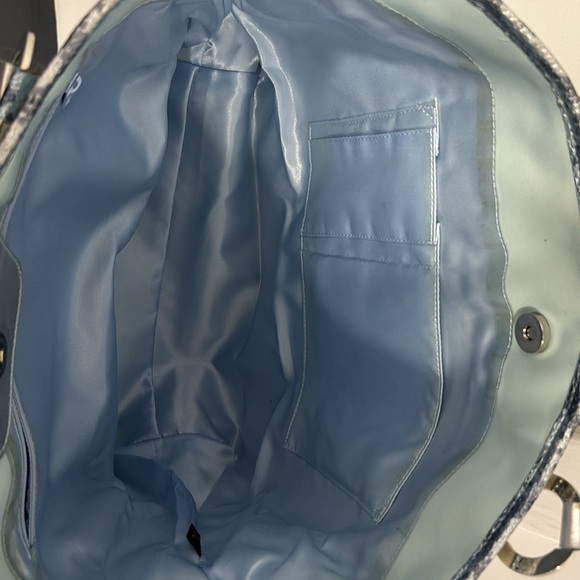 Guess | Paris Hilton| tote - Picture 6 of 8